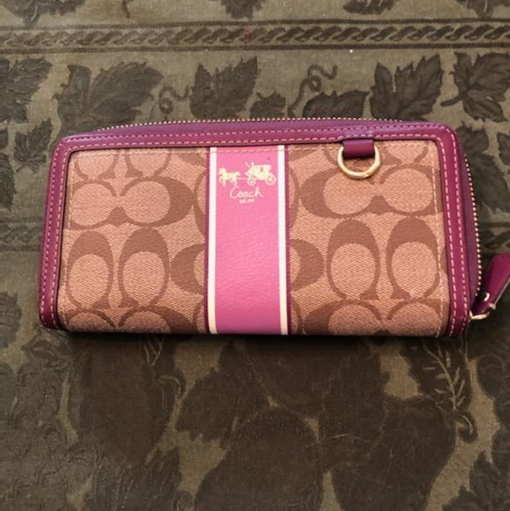 Coach wallet